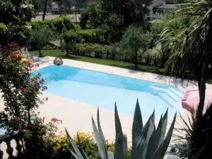 piscine coque polyester alliance piscines